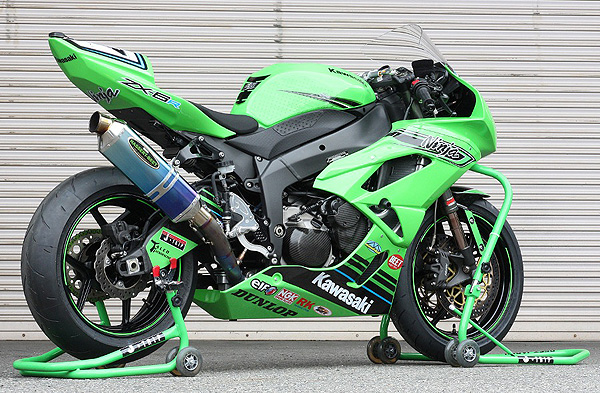 BETTER JAPAN NASSERT レース専用マフラー ZX6R (13-19) BEET JAPAN NASSERT EVO2 BETTER JAPAN NASSERT レース