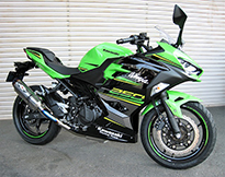 BEETサイレンサー　Ninja250